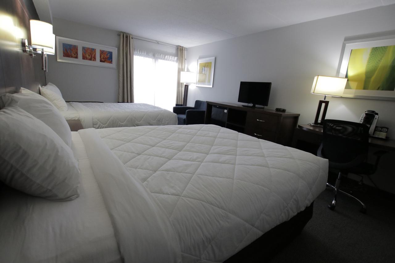 Canadas Best Value Inn Уэлленд Экстерьер фото